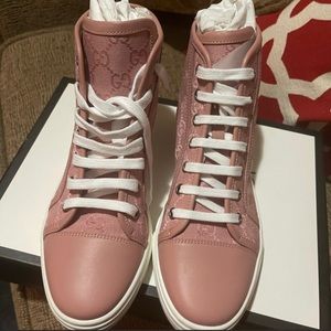 Authentic Gucci sneaker